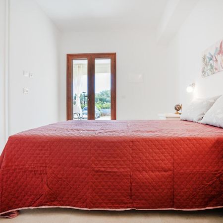 Ambra Holiday Rooms - Rooms & Beach San Teodoro  Zewnętrze zdjęcie