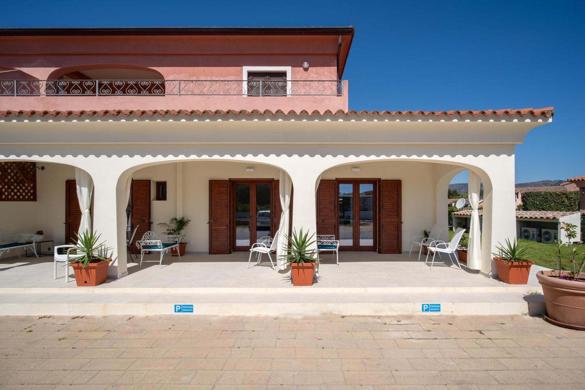 Ambra Holiday Rooms - Rooms & Beach San Teodoro  Zewnętrze zdjęcie